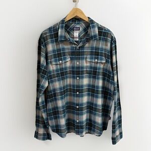 Patagonia Shirt Men L Tartan Plaid Steersman AC Long Sleeve 100% Organic Cotton